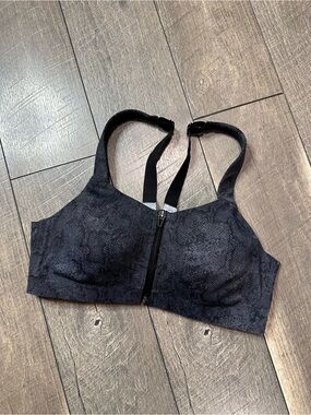 Victoria’s Secret Front Zipper Sports Bra